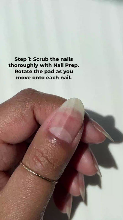 Painting Casablanca on nails