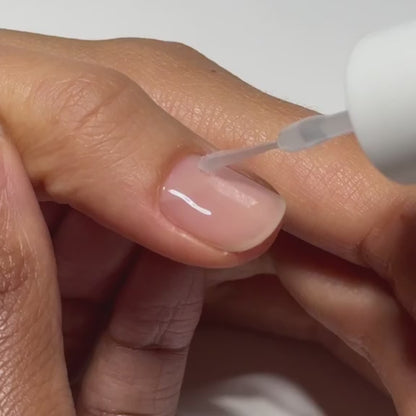 Painting Chiffon Moment on nails