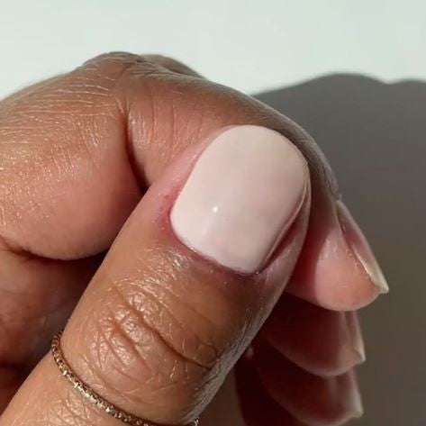 Painting Truth on nails