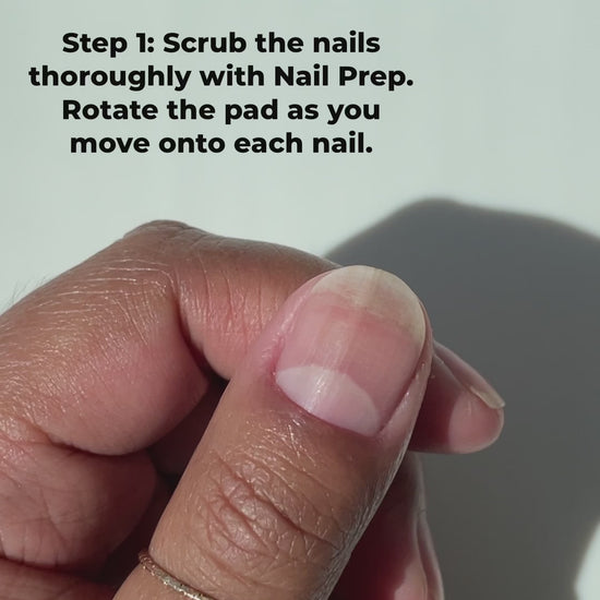 Painting Vigor on nails