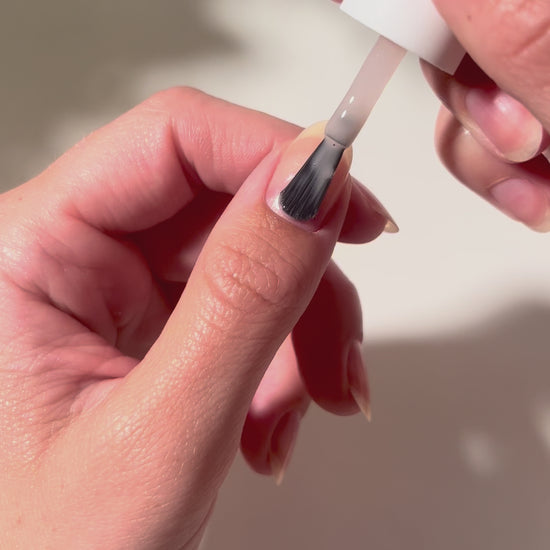 Painting Chiffon Moment on nails