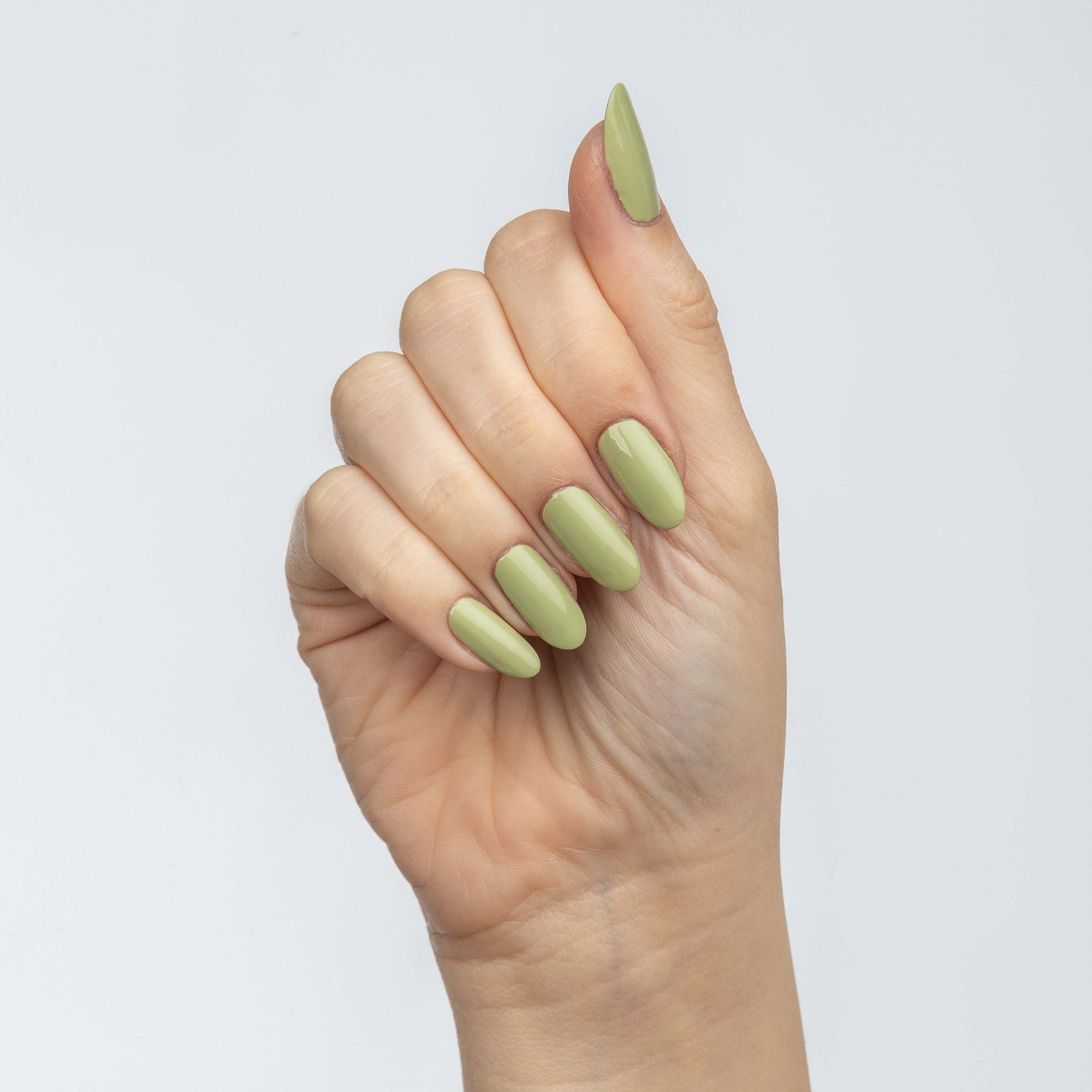 Syd в Instagram: «are you wearing green today?? 🍀💚 Using @leminimacaron  Smoky Matcha Emerald Green Pista… | French tip nail designs, French tip  nails, Green nails