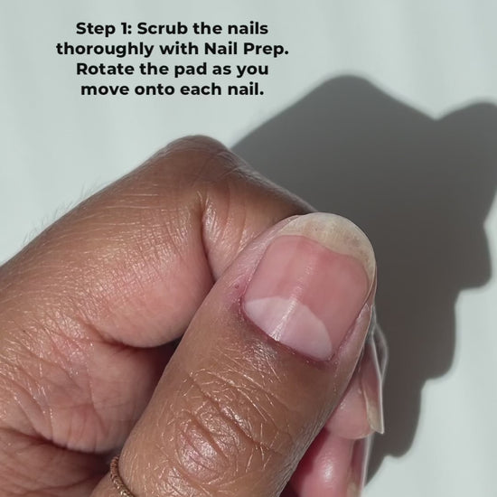 Painting Tweet Me on nails